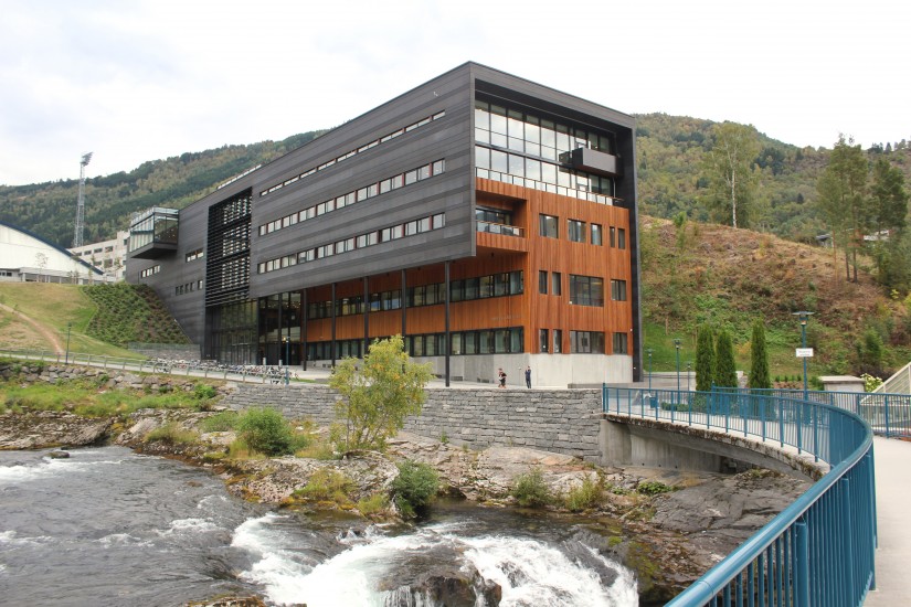 , HVL campus Sogndal. Photographer: Harald Groven / Wikipedia