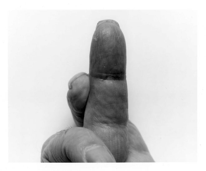 <em>Self Portrait Crossed Fingers No 1</em>, John Coplans. Photographer: Jiri Havran