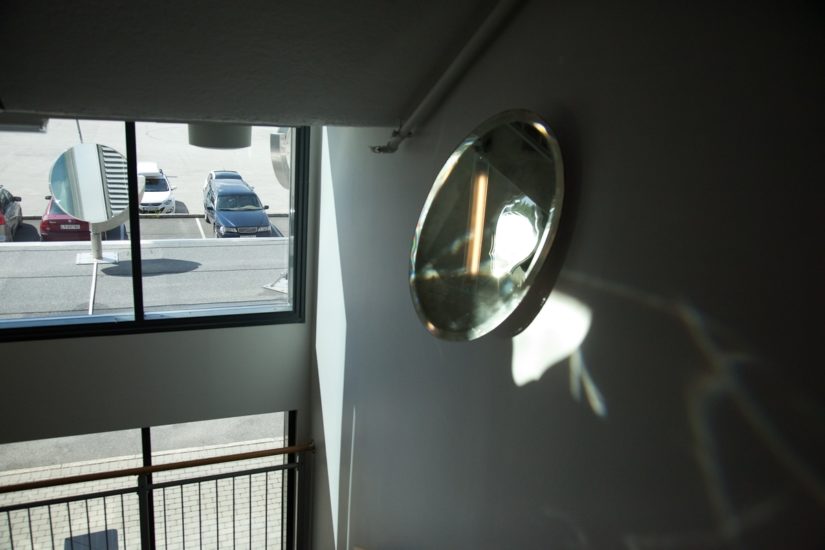<em>chain reflection corridor</em>, Lutz-Rainer Müller. Photographer: Ole John Aandal