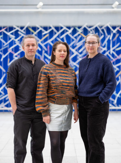 Kuratorgruppen for NTNU: Alexander Eriksson Furunes, Thora Dolven Balke og
Marit Lykken Flåtter. Fotograf: Susann Jamtøy
