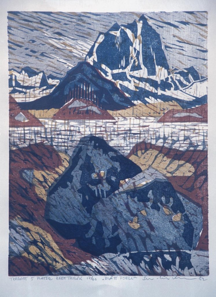 <em>Blått fjell</em>, Lars Erik Karlsen. Photographer: Utsmykkingsfondets arkiv