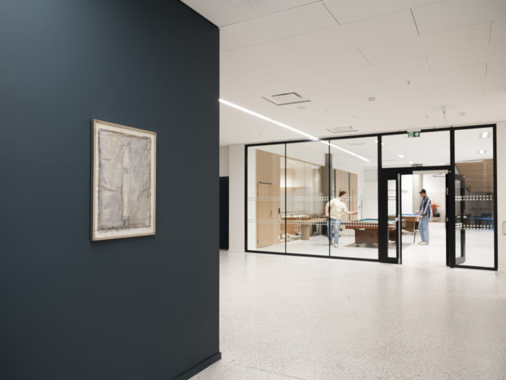 <em>Bybilde med IG</em>, Harald Krokstad. Photographer: Susann Jamtøy